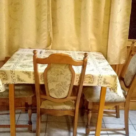 Betti Apartman *
